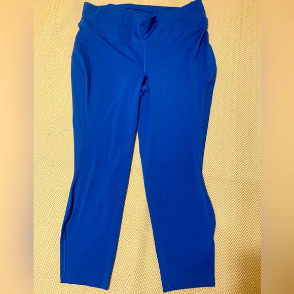 Lululemon Base Pace 25” running tights in symphony blue. Like new! Size 20. - Picture 4 of 9